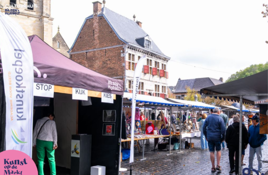  (vergroot foto)