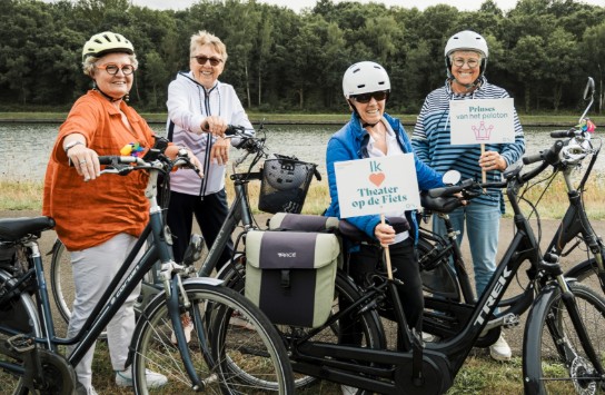  (vergroot foto)